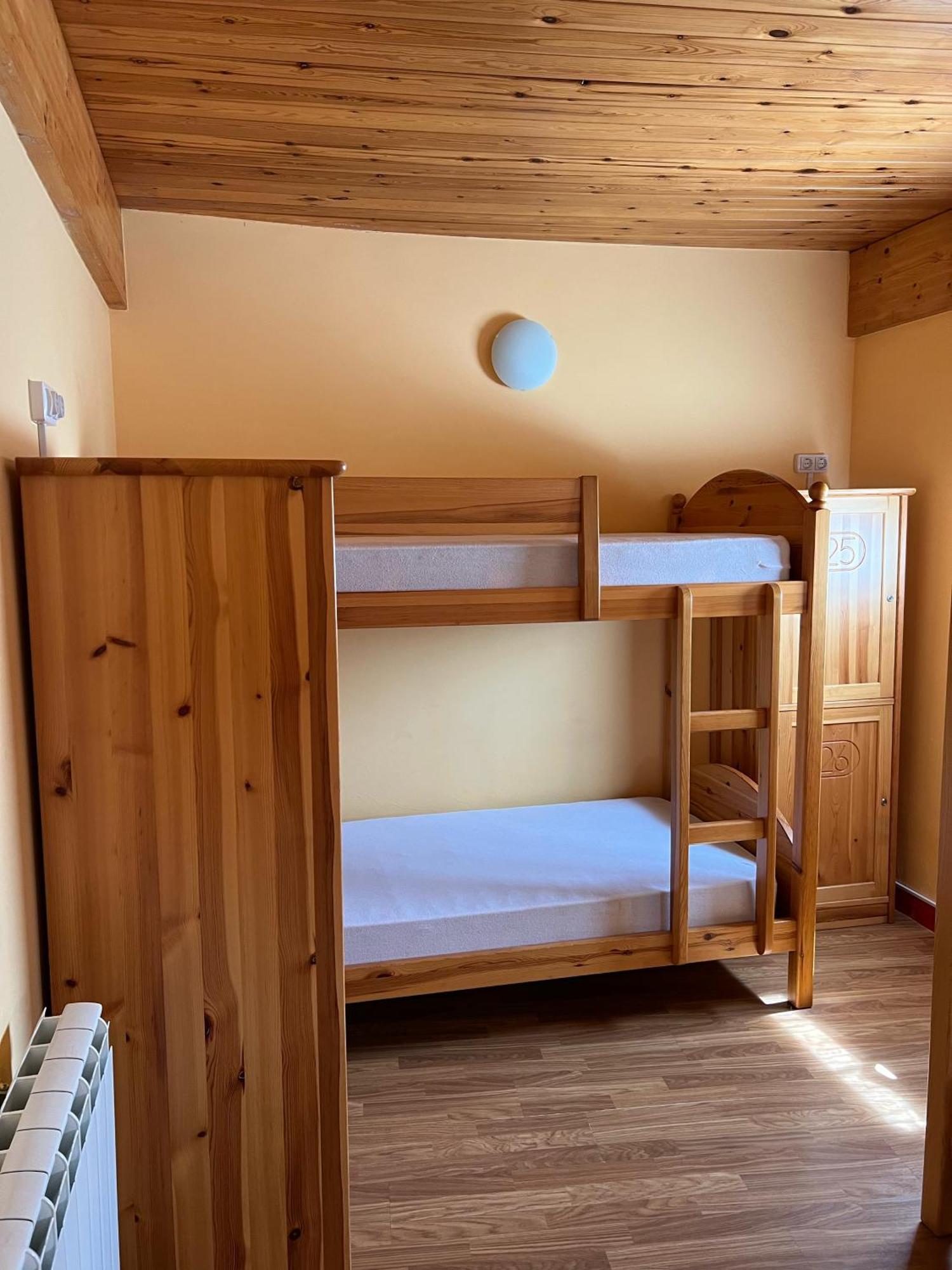 Albergue El Pajar De Ages - Exclusivo Para Peregrinos - Exclusive For Pilgrims Exterior photo